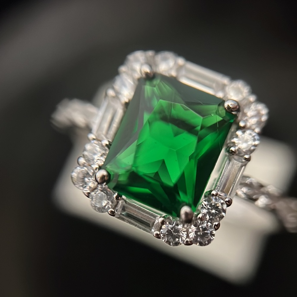 Simply Silver .925 Simpky Brilliant Ring